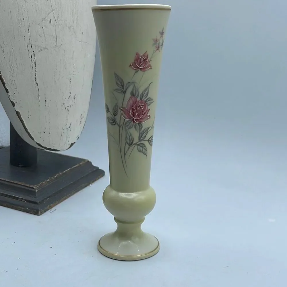 Vintage ceramic Norfolk hand painted rose bud vase.
